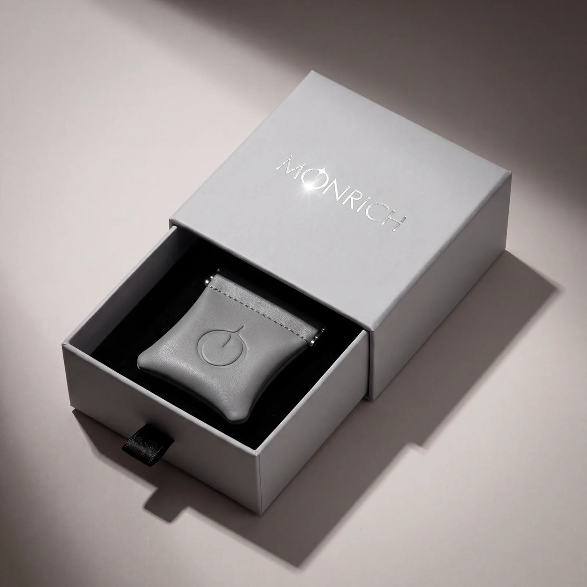Monrich gift box with jewellery pouch